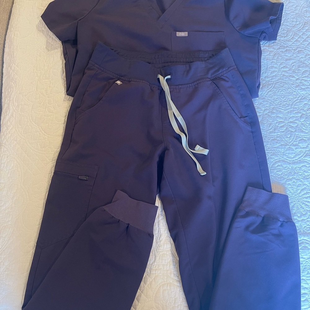 Figs Women's Scrub Set in Dark Purple